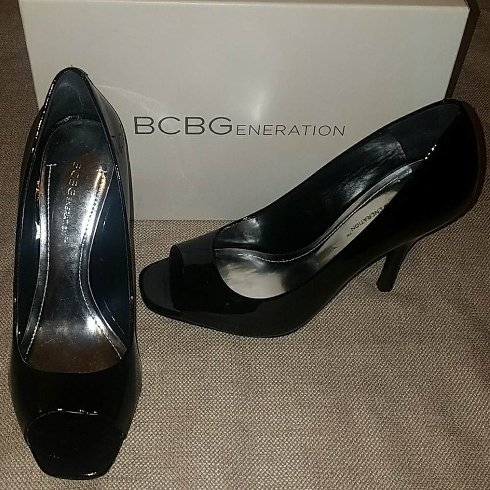 [BCBGeneration] Ariel Black Patent Peep-toe Heel
